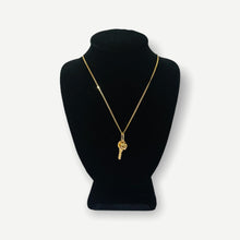 Load image into Gallery viewer, Necklace - Heart &amp; Key | 18K Yellow Gold
