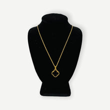 Load image into Gallery viewer, Necklace - Clover 13mm | 18K Yellow Gold

