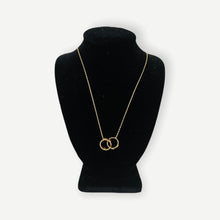 Load image into Gallery viewer, Necklace - Interlocking Circle | 18K Yellow Gold
