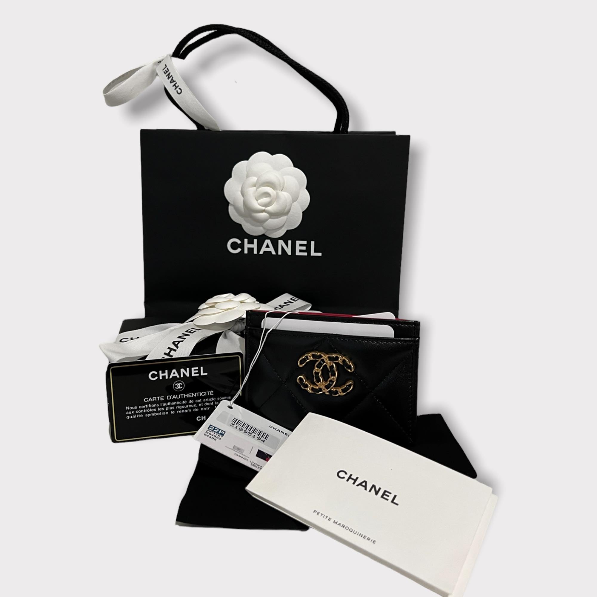 Chanel CC Cardholder w/ Chain - Black Mini Bags, Handbags - CHA932934